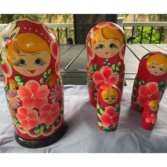 Vintage Nesting Dolls 5 Piece - Picture 5 of 9